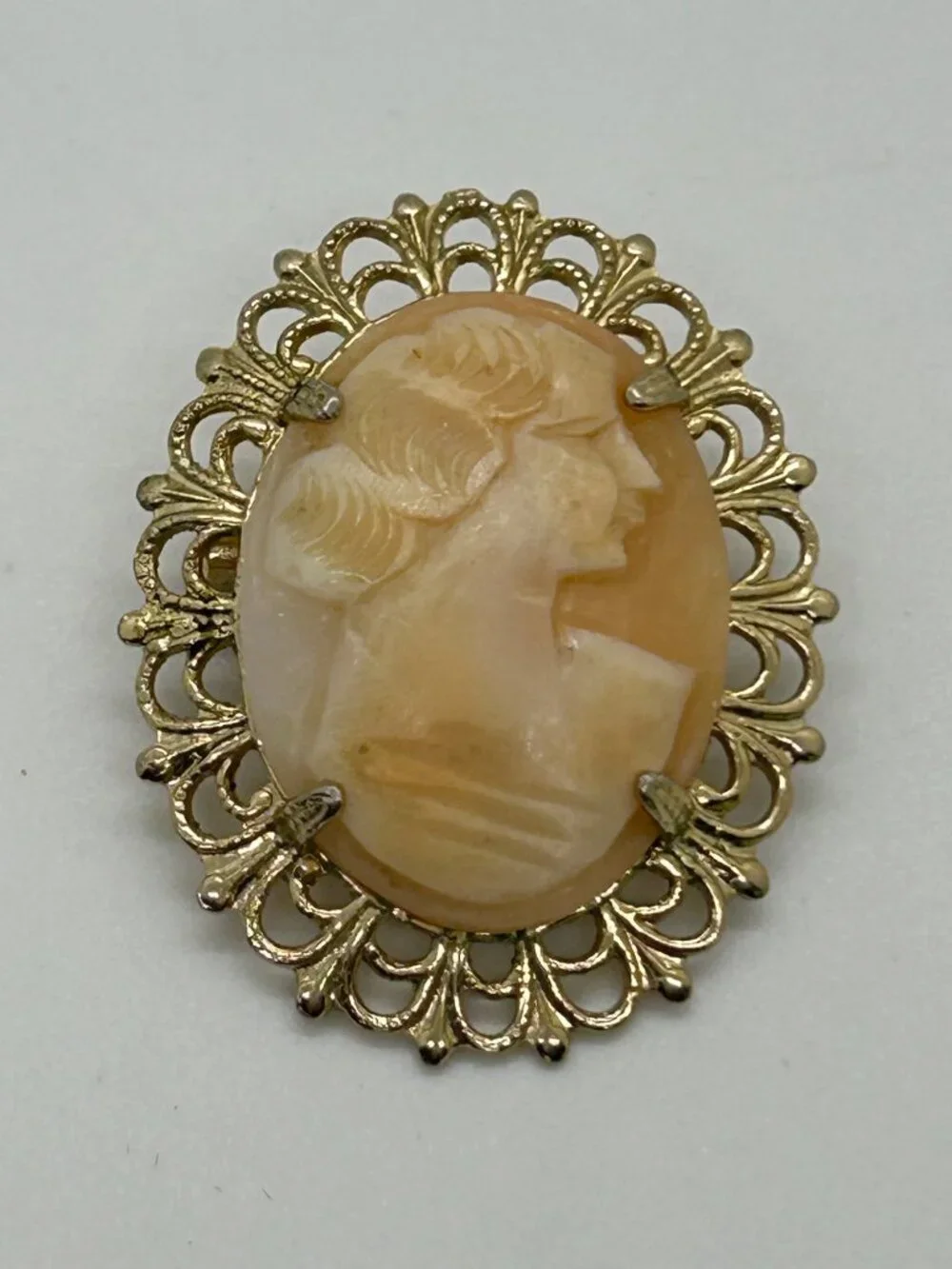 Coro Shell Cameo Brooch Gold-Tone Oval 1.5 Inches 1950s Vintage Jewelry
